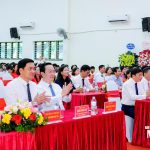 Trường PTTH dân tộc nội trú Nghệ An – Vinh dự là điểm cầu khai giảng năm học 2025 – 2026 và kỷ niệm 80 năm thành lập Bộ quốc gia giáo dục (nay là Bộ giáo dục và đào tạo) của tỉnh Nghệ An